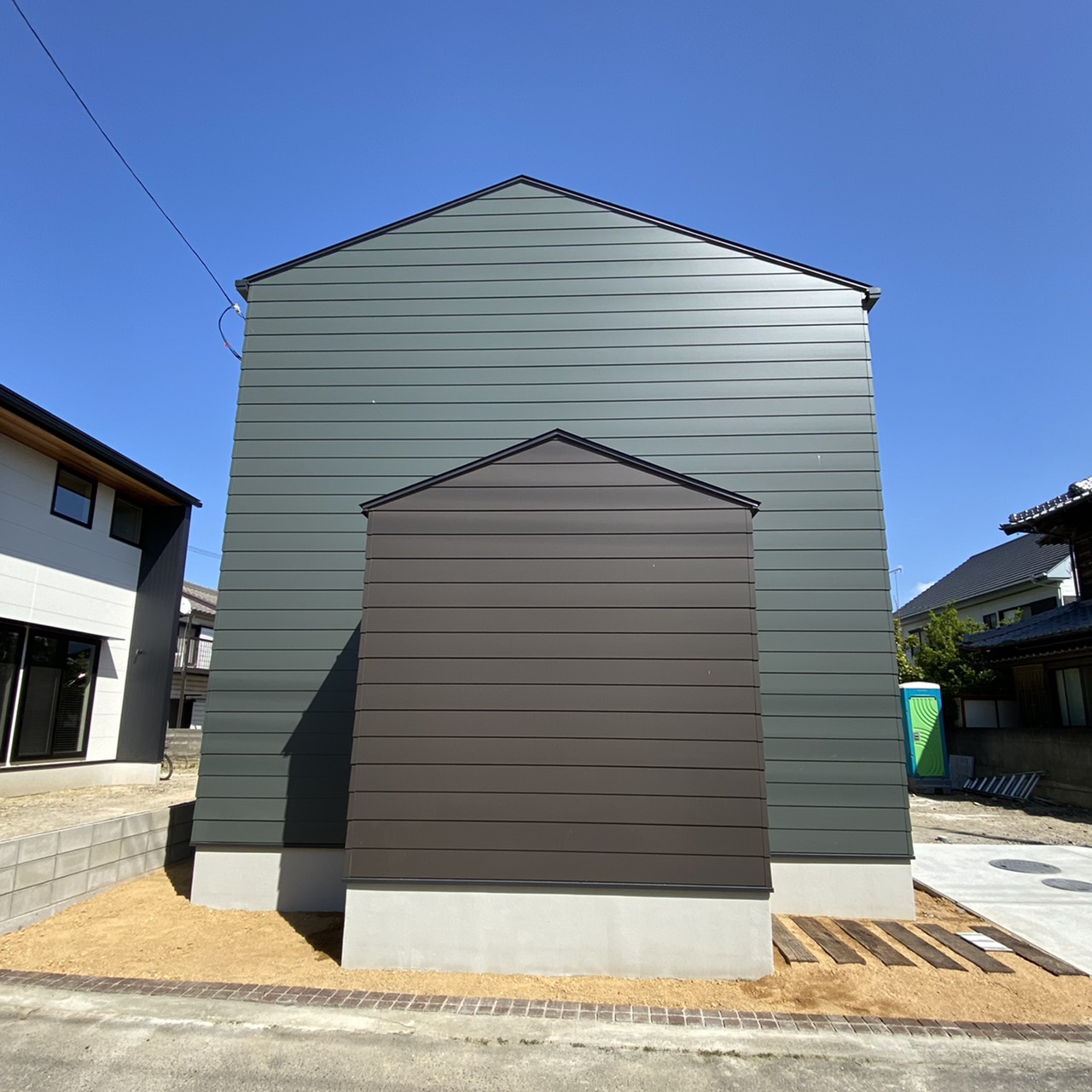 徳島の注文住宅 工務店 ヤマジホーム 完全予約制 5 1 土 2 日 開催 オシャレな暮らしをしたい方へ 3色の外壁が輝く シンプルスタイルの家 完成見学会 イベント 見学会 カッコいい住宅見学会開催中 徳島の家づくりはヤマジホームへ 徳島の注文住宅 工務店 ヤマジホーム 完全予約制 5 1 土 2 日 開催 オシャレな暮らしをしたい方へ 3色の外壁が輝く シンプルスタイルの家 完成見学会 イベント 見学会 カッコいい住宅見学会開催中 徳島の家づくりはヤマジホームへ