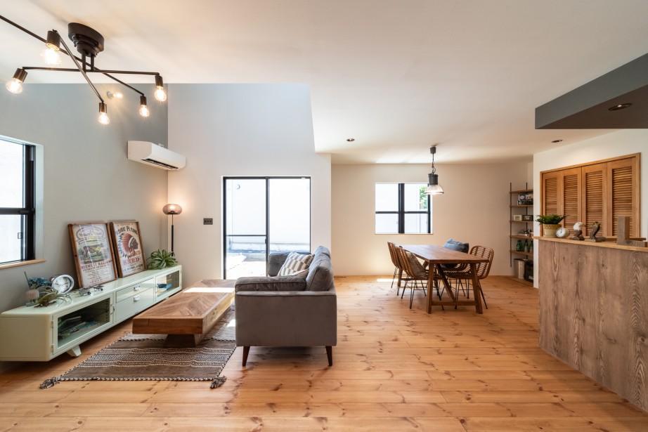 吹抜けのある家